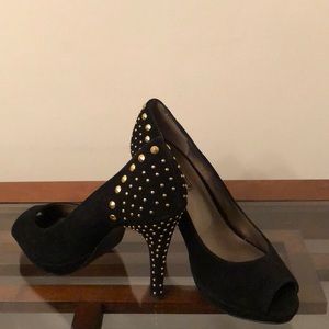 Moda Spana Black Suede Gold Studded Pumps